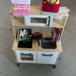 Kids Kitchen (all Included)