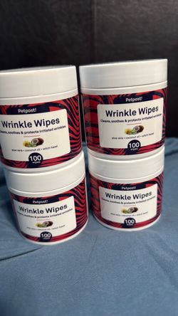 Petpost wrinkle wipes for dogs