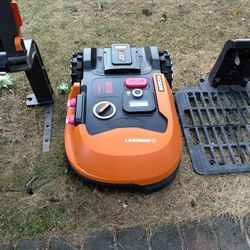 Worx Landroid Robotic Lawnmower With 20v Max Rechargeable Battery 