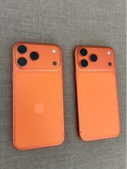 Apple iPhone 17 pro max orange 256gb $1270 EACH!!!  I can meet today