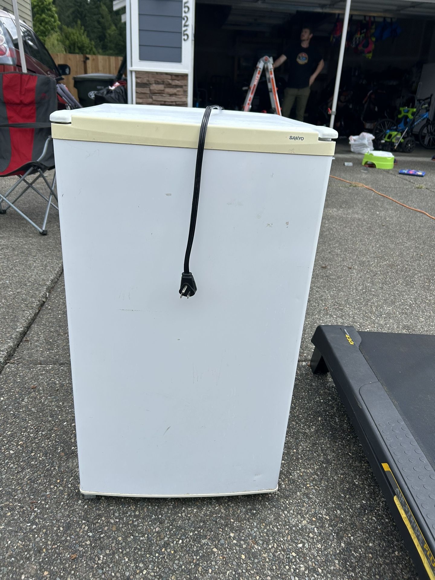 Mini Fridge