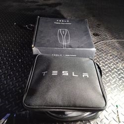 Tesla Mobile Connector