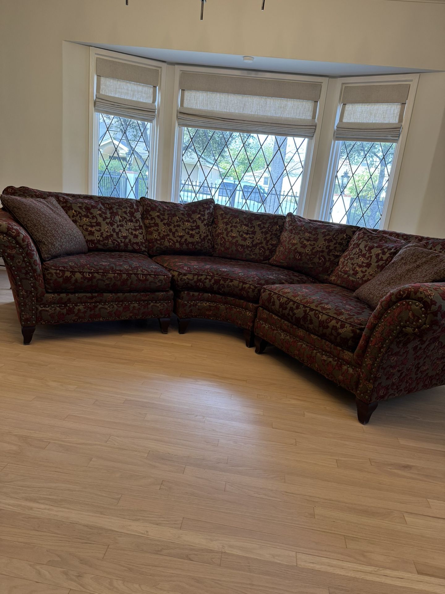 Rowe Furniture Curved Couch