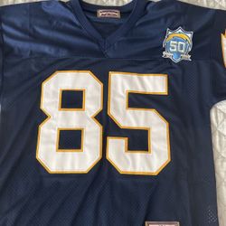 Antonio Gates #85 Chargers, Team Jersey Size Xl