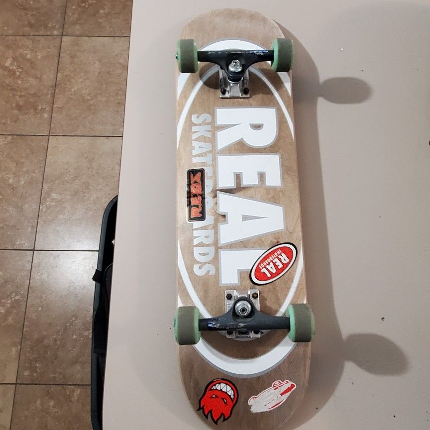 スケボー リアル REAL SKATEBOARDS Deck 8.5 Real Trolley 8.5