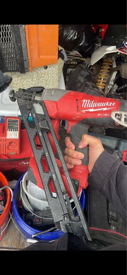 Milwaukee finishing gun
