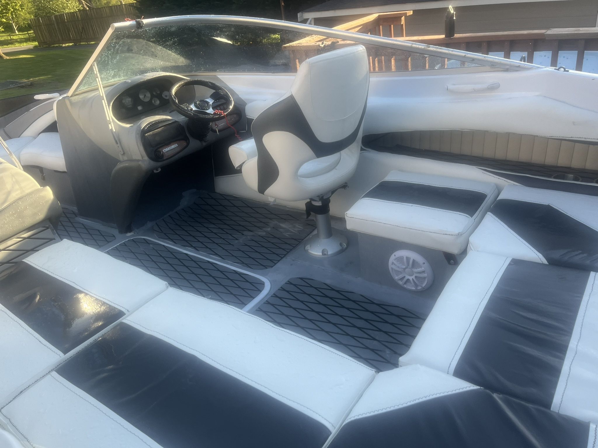 1999 Bayliner Capri