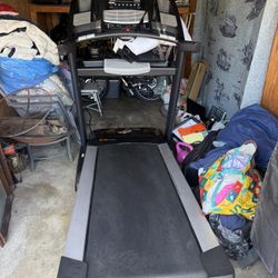 Nordic track  Treadmill Elite 7700