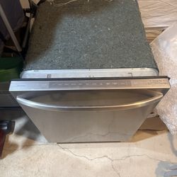 Midea 24 Inch Stainless Steel Dishwasher