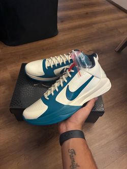Nike Kobe Caitlin Clark coconut spruce Sz 12