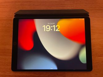 Apple iPad 10.5 Pro (with ProMotion)