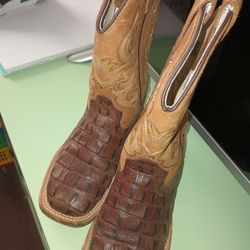 Boy western boots