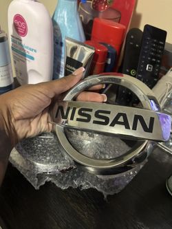 Nissan Emblems