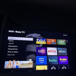 Roku 43 Inch Tv Good Condition With Tv Mount 
