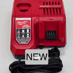 Milwaukee
M12 and M18 12-Volt/18-Volt Lithium-Ion Multi-Voltage Rapid Battery Charger