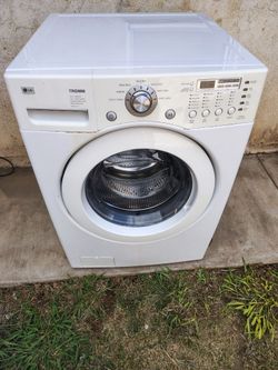 LG TROMM WASHER & DRYER COMBO - WHITE