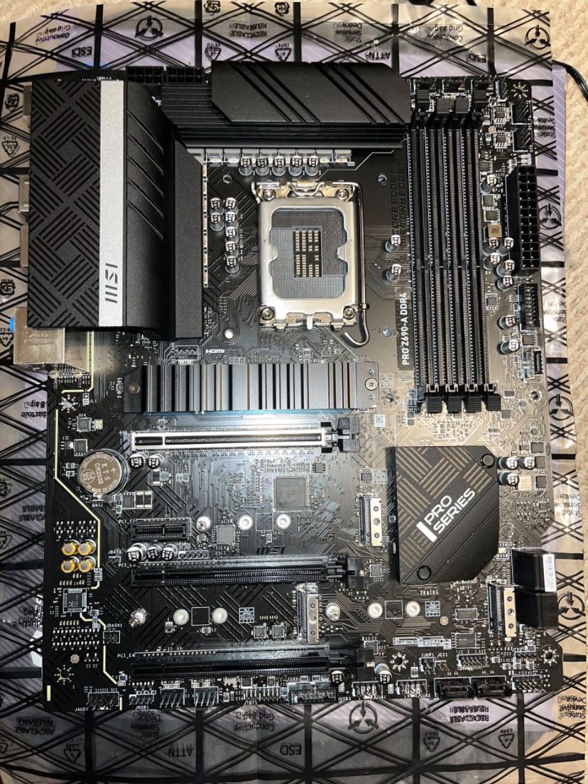 Pro Z690-A DDR4