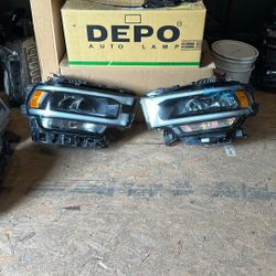 2019-2024 Ram 2500 Headlights RH LH OEM 