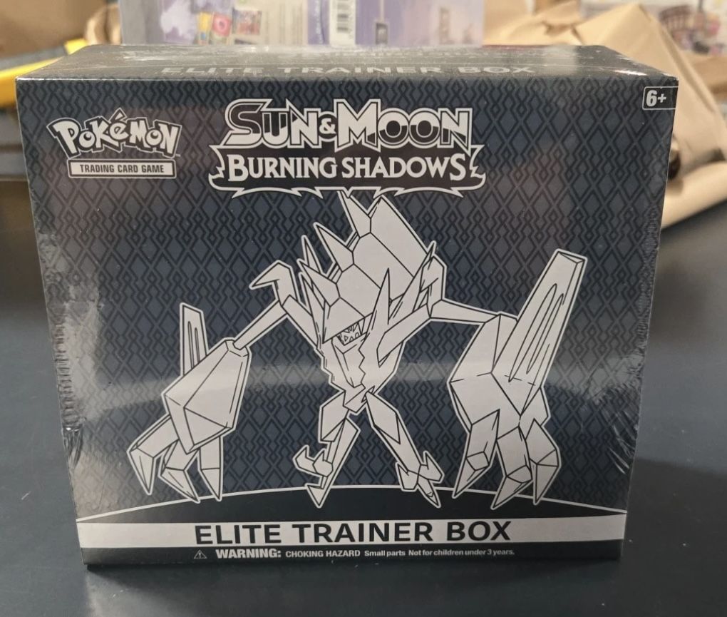 Burning Shadows Elite Trainer Box (Sealed, Mint) – Charizard GX Chase