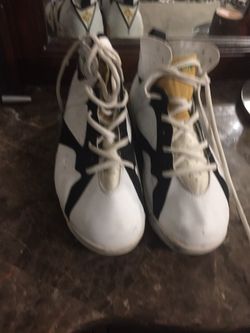 Throwback Jordan size 10