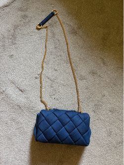 A New Day crossbody