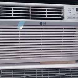 8000btu Windows Ac By LG WiFi Smart.  Complete Set New In Box With Warranty.
