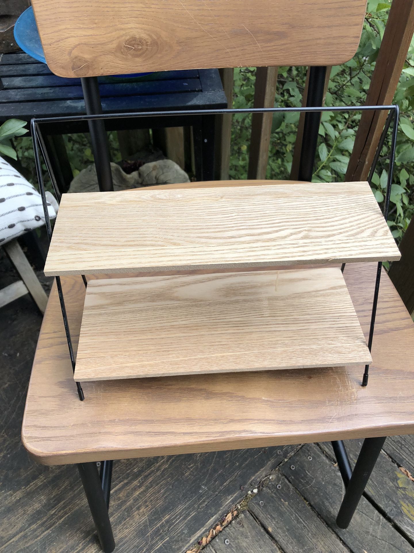 Small Shelf/ Read Description And Look At The Pictures 