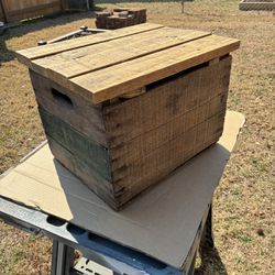 Vintage Wood Apple Crate