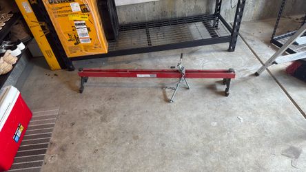 Engine support bar