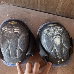 Knee Pads And Safety Vest