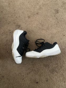 Jordan 11 Retro Low Tuxedo size 12 men’s shoes