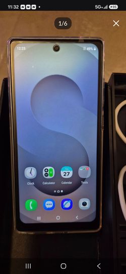 smartphone S25 style