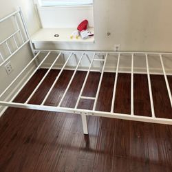Twin Bed Frame (metal) 