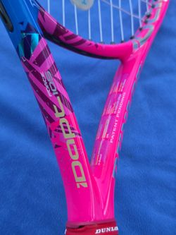 Dunlop iDapt Force 105 tennis racquet