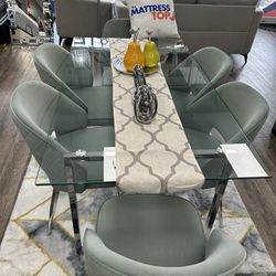 Dining Set Clear Top 6 Chairs Grey ( Only 10 Down)