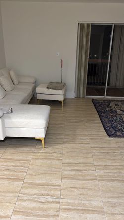 Living room sectional white Great Condition Like New!