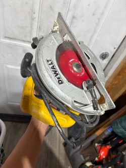 DeWalt Corded Circular Saw