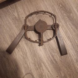 Vintage US Onnida New house Traps