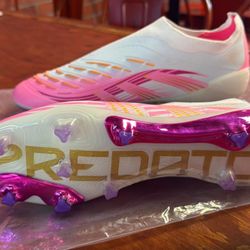 Adidas Predator  Size 10.5