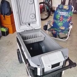 Igloo Trailmate Journey 70 Qt Cooler 