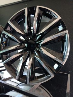 22x9 rims 6 lug 6x139 6x5.5 on new tires 305 40 22