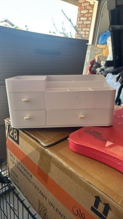 Makeup Organizer