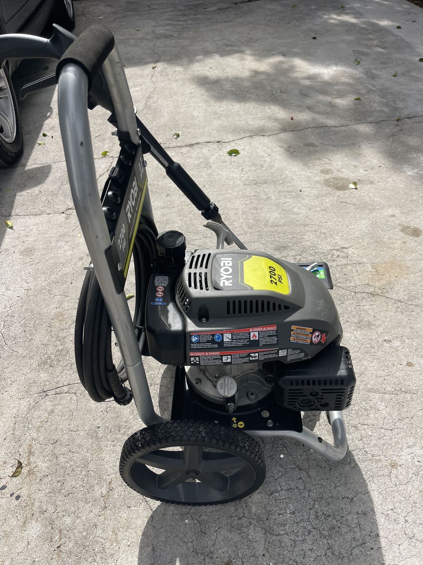 RYOBI PRESSURE WASHER PRESSURE CLEANER 2800 Psi And 2.3 Gpm Works Great Start In First Pull
