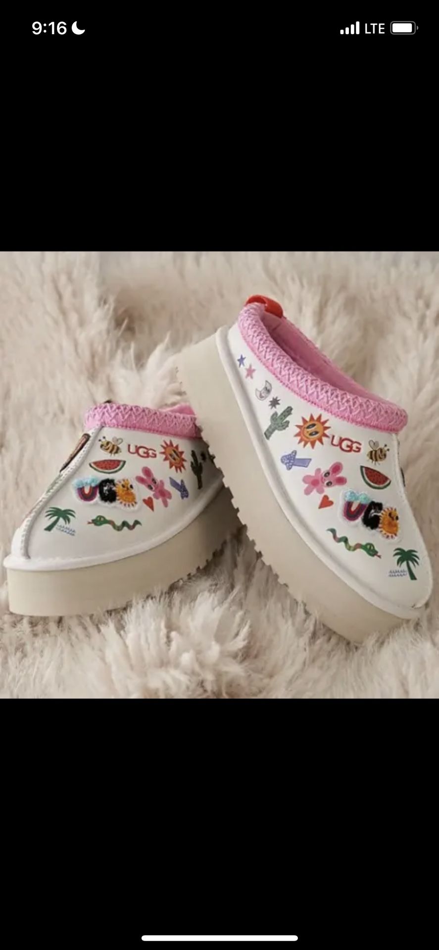 Women’s UGG Tazz Pop Sketch By Humberto Cruz (Karol G) White Pink