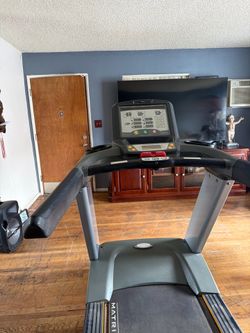 Matrix commercial treadmill T5X