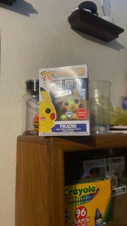 Pikachu Funko pop diamond collection