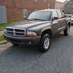 2004 Dodge Dakota