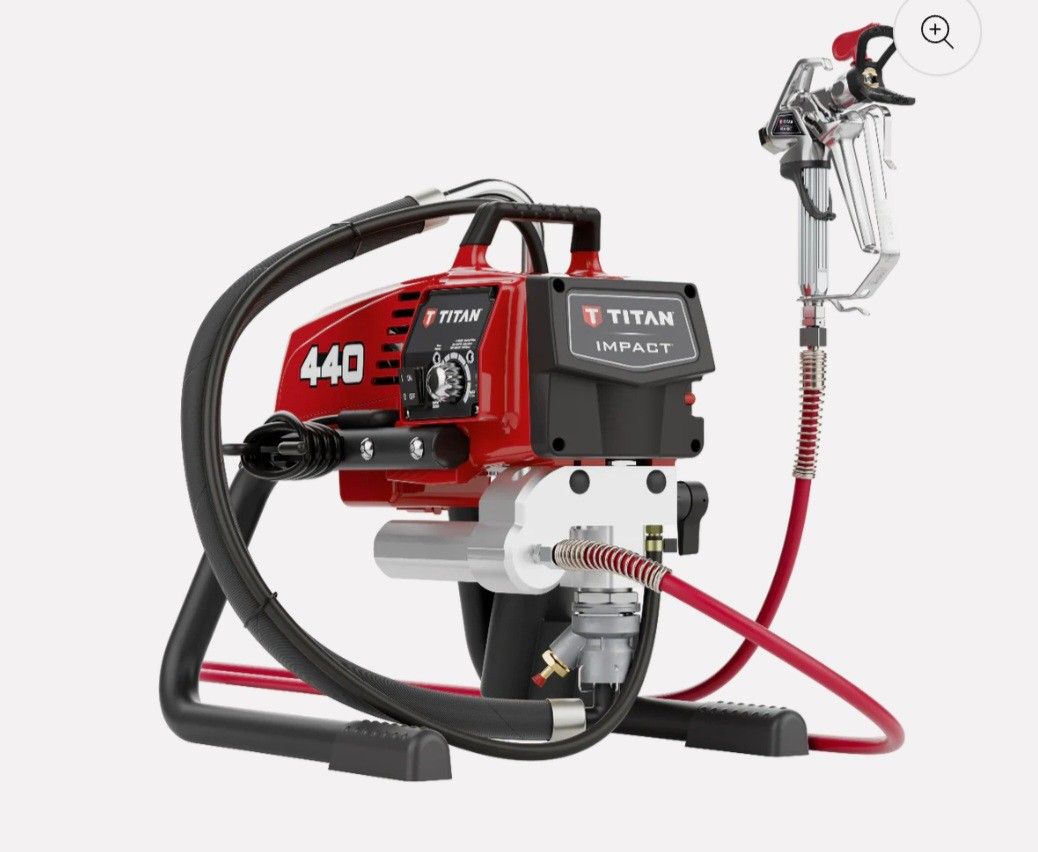 Titan 440 Skid Paint Sprayer