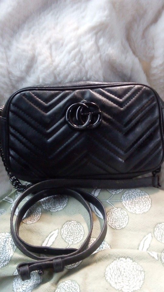 Gucci Black Purse GG Marmont small shoulder bag