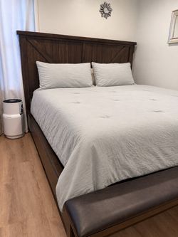 California king bedroom set with dresser